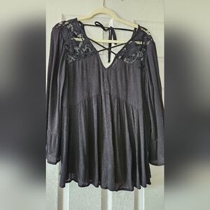 American Eagle Outfitters Black Lace Accent Blouse